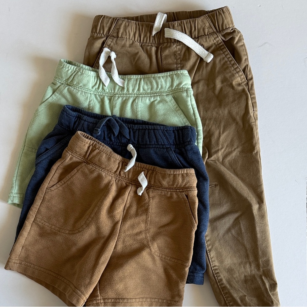 3T Cat & Jack lot - Pants and Shorts